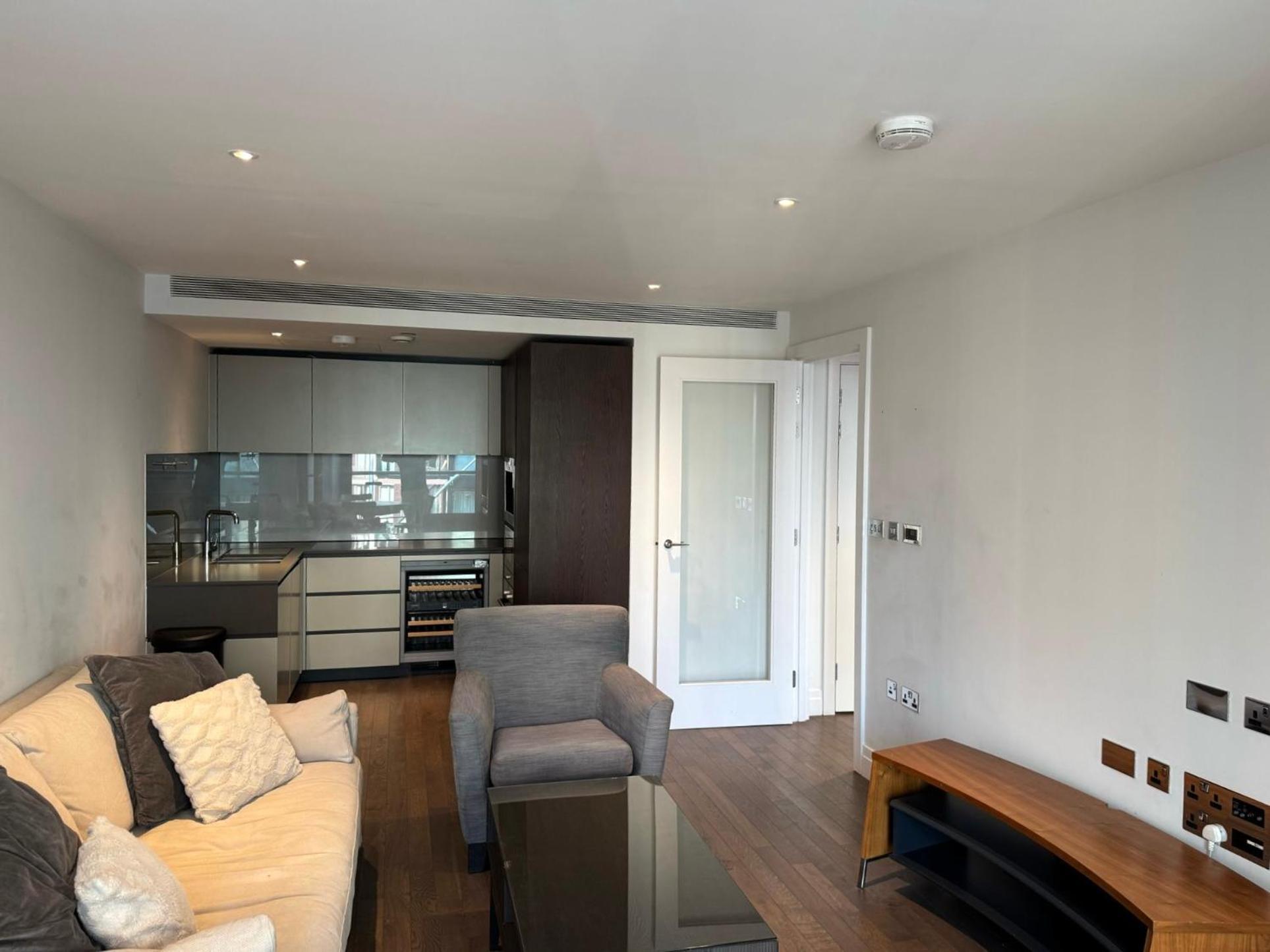 Апартаменты 2 Bed Flat Big Ben View Лондон Экстерьер фото