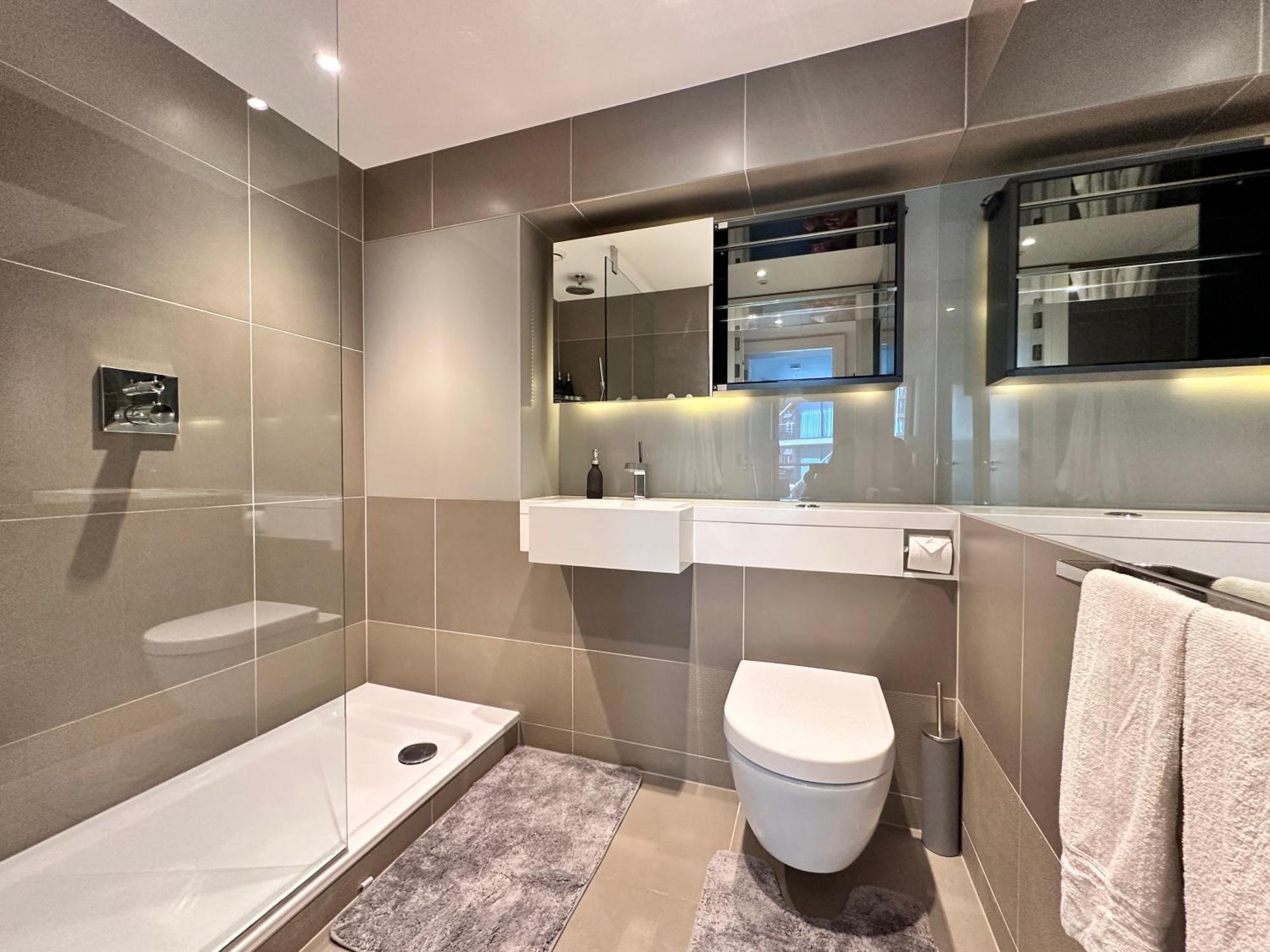 Апартаменты 2 Bed Flat Big Ben View Лондон Экстерьер фото