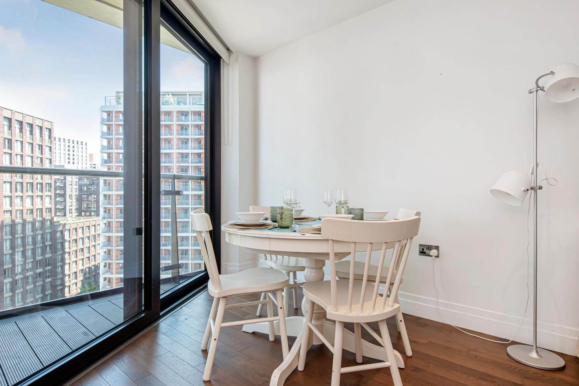Апартаменты 2 Bed Flat Big Ben View Лондон Экстерьер фото